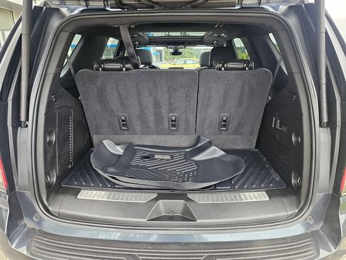 Used 2021 Chevrolet Tahoe Premier AWD/4WD image 14
