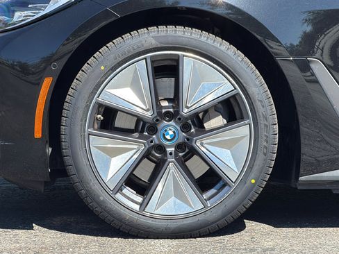 Used 2023 BMW i4 eDrive35 w/ Premium Package image 37