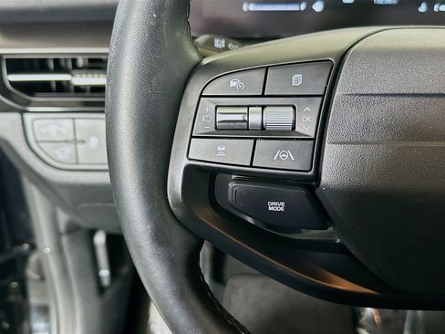 Used 2026 Kia Sportage EX FWD image 16