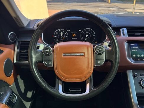 Used 2017 Land Rover Range Rover Sport HSE Dynamic AWD/4WD image 9