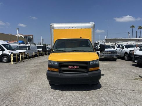 Used 2023 GMC Savana 3500 Extended w/ Power Convenience Package RWD image 4