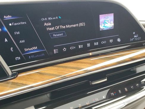 Certified 2024 Cadillac Escalade Sport Platinum image 31