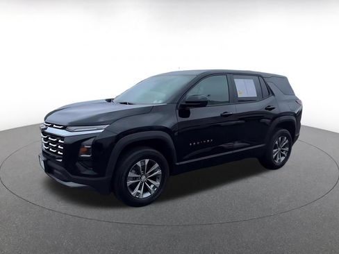 Used 2025 Chevrolet Equinox LT FWD image 7