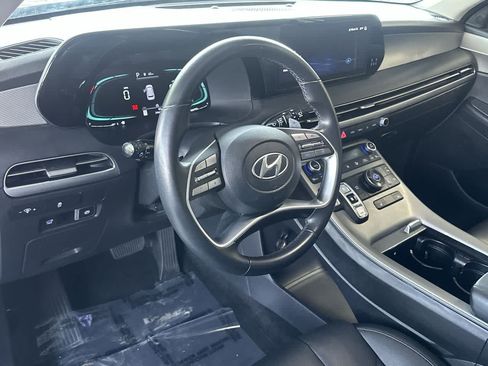 Used 2024 Hyundai Palisade SEL FWD image 13