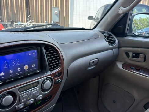 Used 2006 Toyota Sequoia Limited AWD/4WD image 29