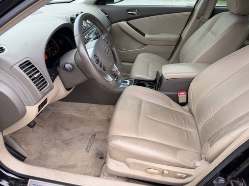 Used 2010 Nissan Altima 2.5 SL w/ SL Pkg FWD image 14