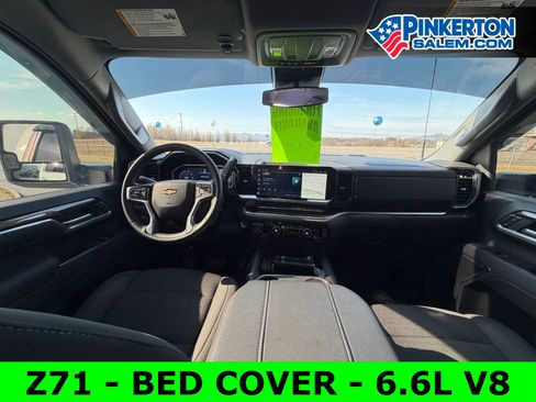 Used 2025 Chevrolet Silverado 2500 LT image 5