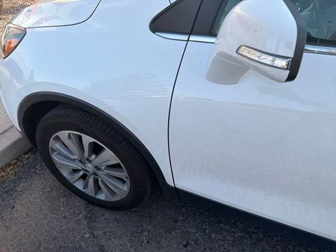 Used 2018 Buick Encore Preferred FWD image 17