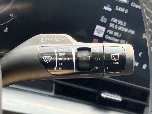 Used 2024 Kia Sportage EX FWD image 41