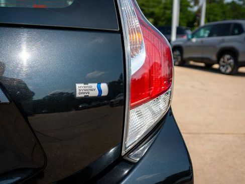 Used 2017 Toyota Prius C One FWD image 17