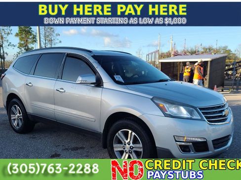 Used 2015 Chevrolet Traverse LT FWD image 4