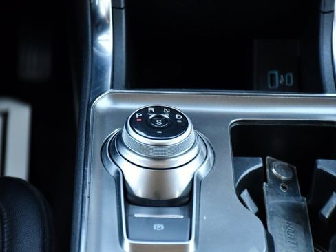 Used 2024 Ford Edge Titanium image 29