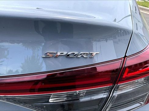 Certified 2025 Honda Civic Sport image 22