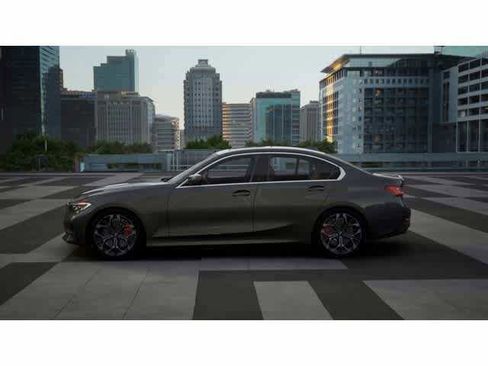 New 2025 BMW 330i 330i w/ Convenience Package image 4
