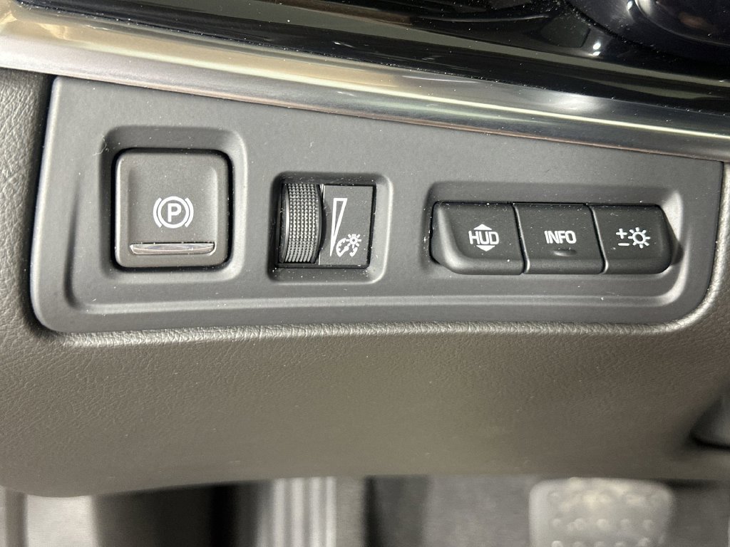 Used 2024 Cadillac XT6 Premium Luxury w/ Platinum Package AWD/4WD image 21
