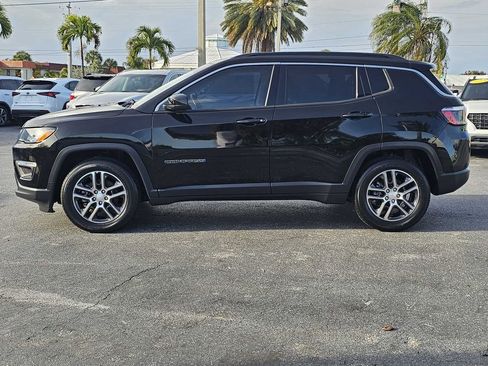 Used 2018 Jeep Compass Latitude w/ Popular Equipment Group image 2