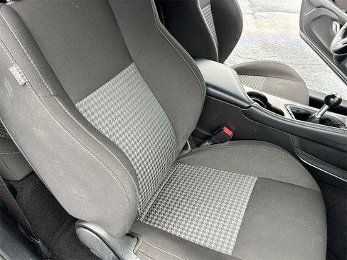 Used 2022 Dodge Challenger R/T w/ Shaker Package image 21