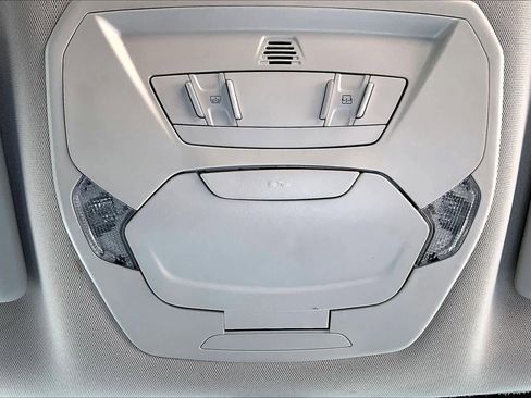 Used 2018 Ford Escape Titanium AWD/4WD image 34