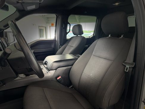 Used 2018 Ford F150 XLT w/ Equipment Group 302A Luxury AWD/4WD image 13