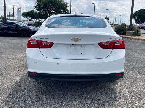 Used 2024 Chevrolet Malibu LT FWD image 6