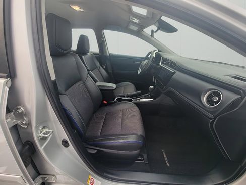 Used 2017 Toyota Corolla SE w/ Carpet Mat Package (TMS) image 34