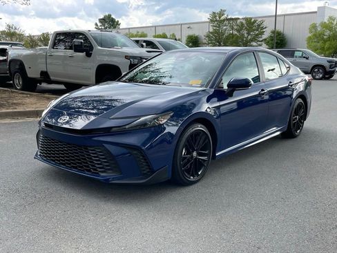 Used 2025 Toyota Camry SE w/ Multimedia Upgrade Package FWD image 3