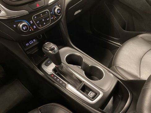 Used 2020 Chevrolet Equinox Premier image 13