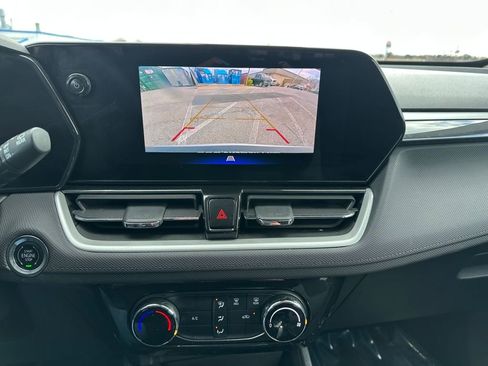 Used 2025 Chevrolet TrailBlazer LT image 20