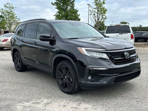 Used 2022 Honda Pilot Black Edition image 3