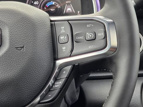 New 2026 RAM 3500 Laramie AWD/4WD image 21