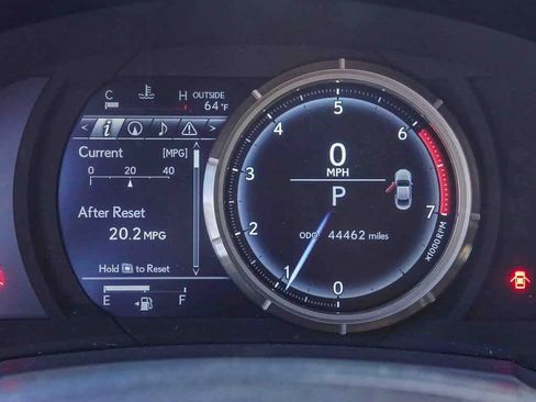 Used 2017 Lexus RC 200t image 25