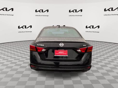 Used 2021 Nissan Altima 2.5 SV FWD image 8
