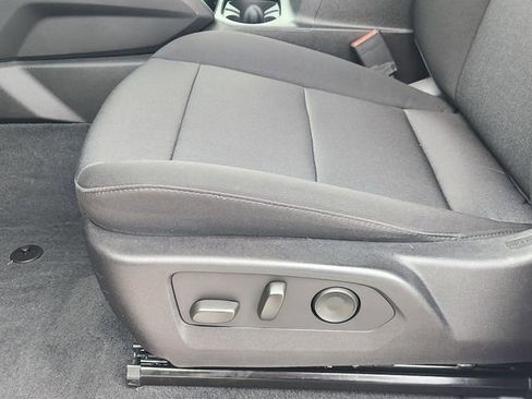 Used 2023 Chevrolet Colorado Trail Boss w/ Technology Package image 23