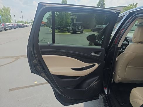 Used 2019 Buick Envision Preferred AWD/4WD image 21
