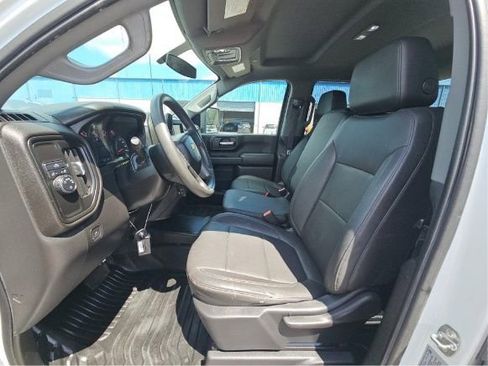 Used 2023 Chevrolet Silverado 2500 W/T w/ WT Convenience Package RWD image 4
