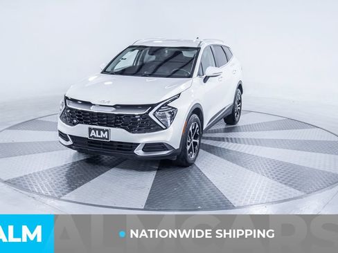 Used 2024 Kia Sportage EX AWD/4WD image 2