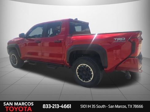 Used 2026 Toyota Tacoma TRD Off-Road AWD/4WD image 3
