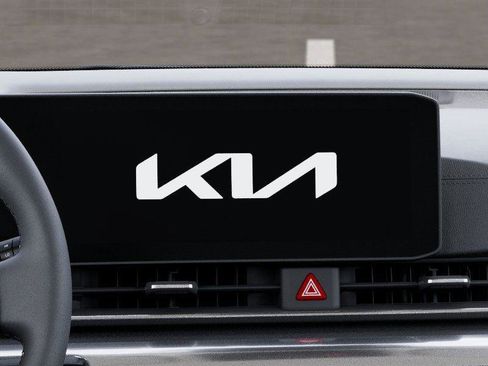 New 2026 Kia Carnival FWD image 20