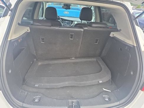 Used 2020 Buick Encore Preferred FWD image 8