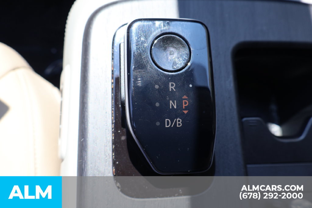 Used 2023 Nissan Ariya AWD image 33