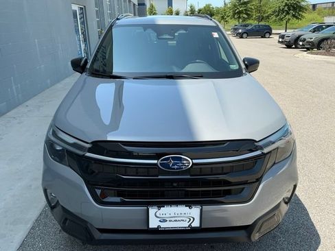 Certified 2025 Subaru Forester Touring AWD/4WD image 9