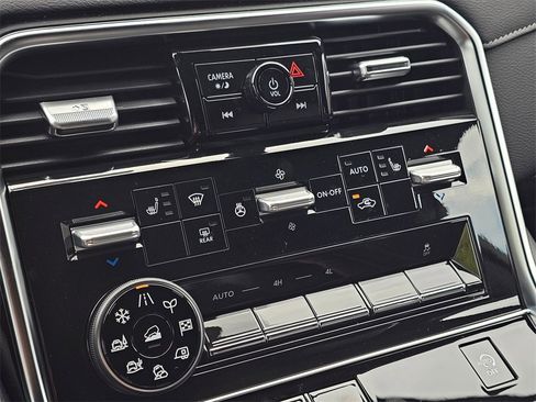 New 2026 Nissan Armada SL image 13