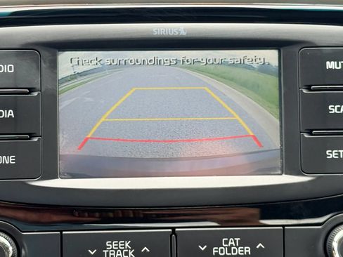 Used 2017 Kia Forte LX w/ LX Popular Package FWD image 4