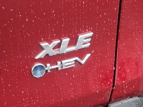 Certified 2025 Toyota RAV4 XLE AWD/4WD image 25