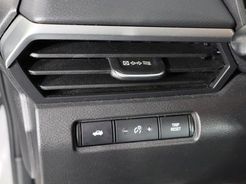 Used 2024 Nissan Altima 2.5 S FWD image 20