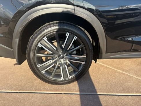 Used 2021 INFINITI QX50 Luxe w/ Appearance Package image 14