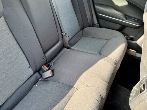 Used 2023 Chrysler 300 Touring w/ Safetytec Plus Group image 9