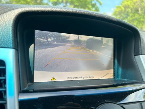 Used 2016 Chevrolet Cruze LT w/ RS Package FWD image 30