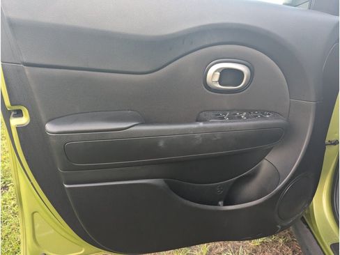 Used 2017 Kia Soul + w/ UVO Package FWD image 12