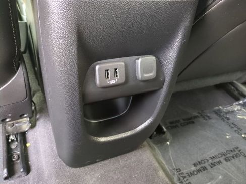 Used 2020 GMC Canyon Denali image 21